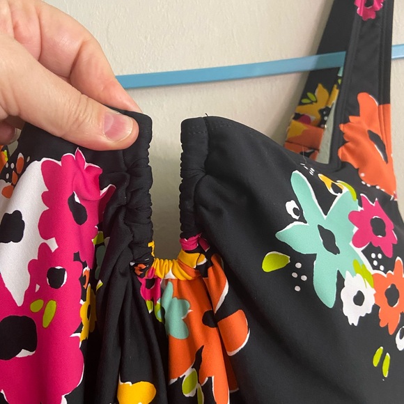 Anne Cole One Piece Swimsuit 🩱 - Picture 6 of 12